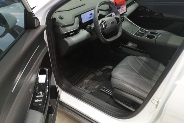 Used Geely Galaxy L6 2025 EM-i 140km Starship Edition
