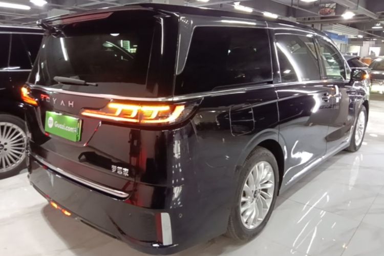 Used VOYAH Dream 2024 PHEV Extended-Range Premium Edition
