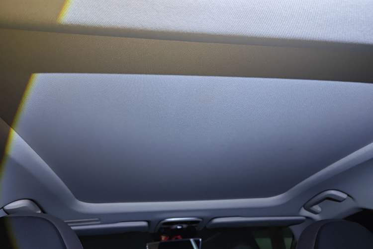 Used Lynk & Co 02 2021 1.5TD DCT Two-Wheel Drive Champion Edition Headliner