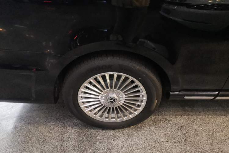 Used Mercedes-Benz Vito 2023 2.0T Business Version 7 Seats
