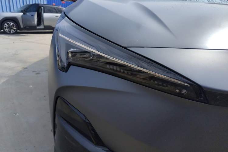 Used ARCFOX Alpha T5 2024 520 MAX Right Front Headlight