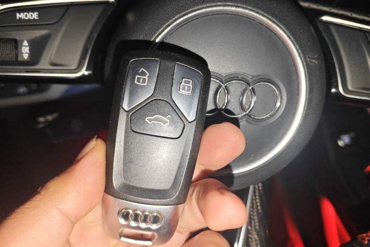 Used Audi A4L 2017 Plus 40 TFSI Ambition Model