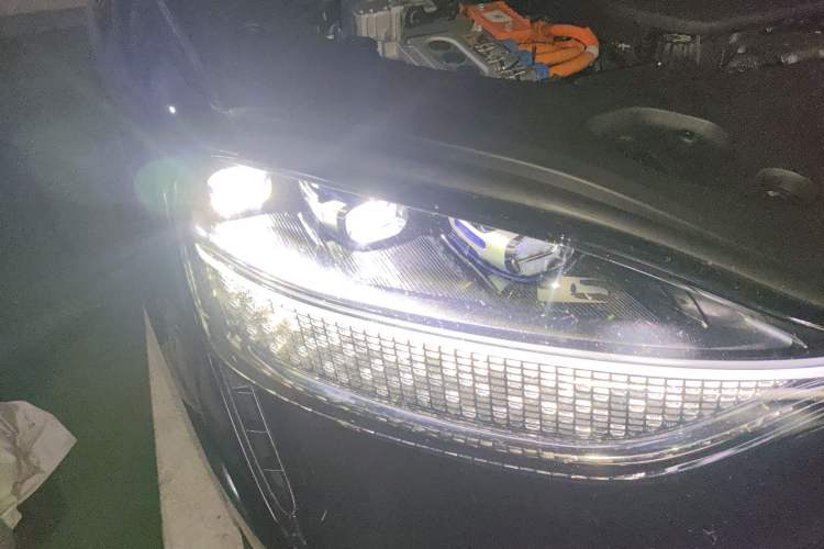 Used Hima AITO M9 2024 Range-Extended Ultra Version 42 kWh 6-Seater Model
