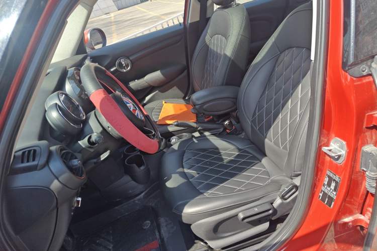 Used MINI 2015 1.2T ONE Five-Door Edition Left Front Seat