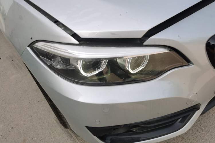 Used BMW 2 Series 2018 220i Convertible Coupe Sports Design Package