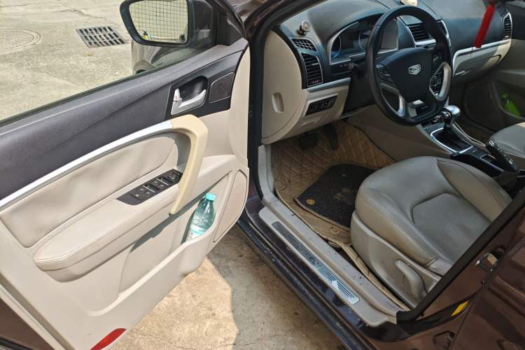 Used Geely Auto Emgrand 2014 Sedan 1.3T CVT Elite Model