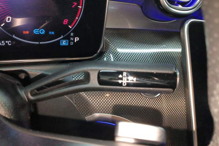 Used Mercedes-Benz C-Class 2022 Restyled C 260 L Sport Edition Gear Lever