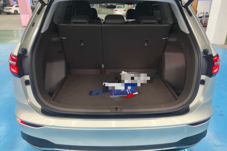 Used Volkswagen Viloran 2020 330TSI Luxury Edition