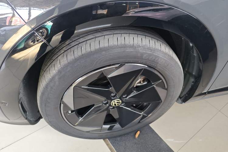 Used Volkswagen ID.UNYX 2024 Pro Long-Range Version
