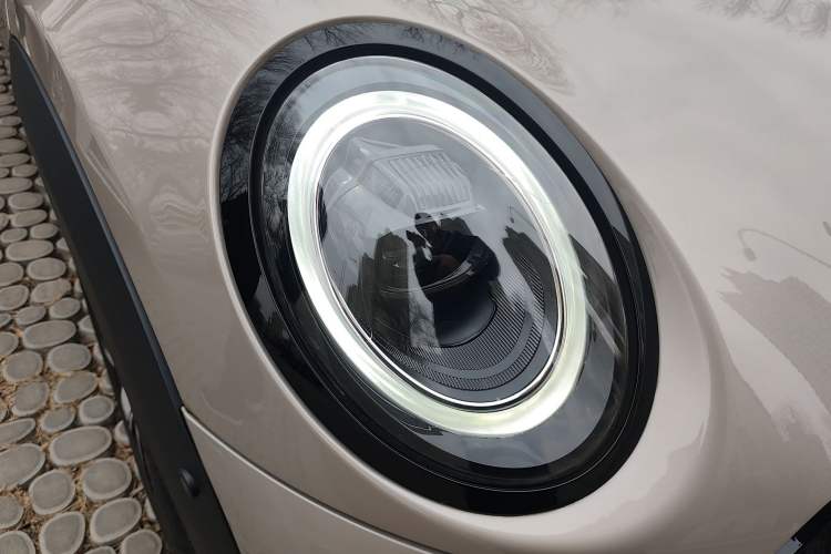 Used MINI 2023 1.5T COOPER Artist
