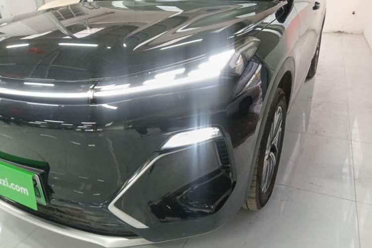 Used Geely Galaxy Xingjian 7 EM-i 2025 120km Launch+ Version
