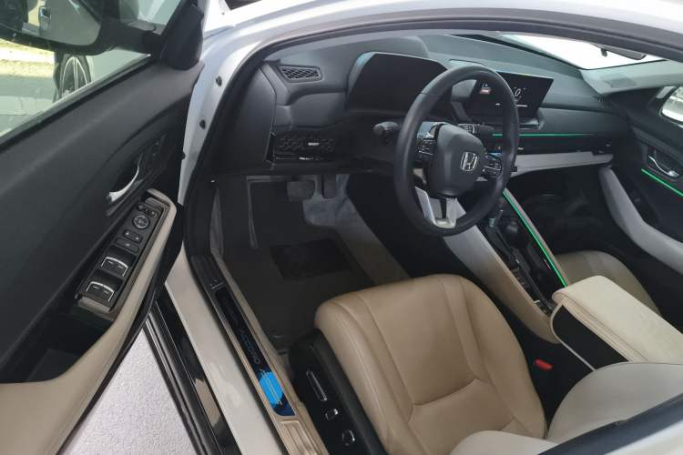 Used Honda Accord 2023 260TURBO Excellence Edition Driver Seat