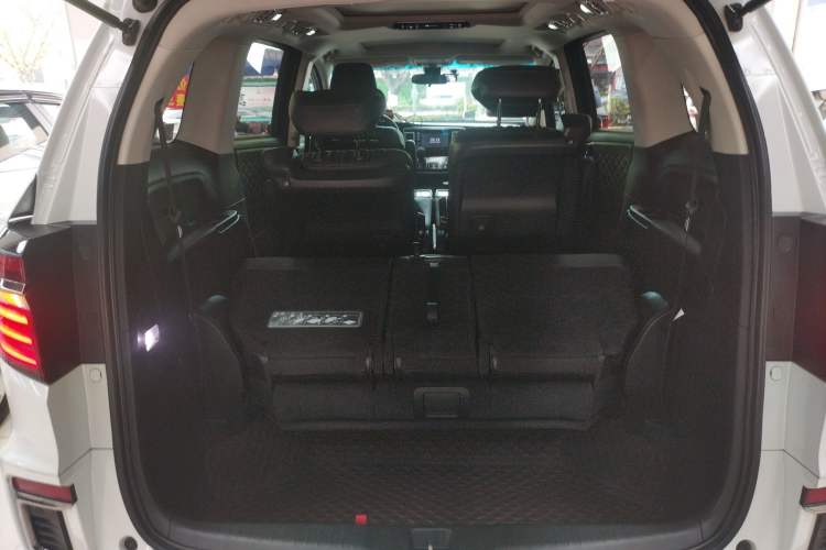 Used Honda Elysion 2019 2.0L Hybrid Luxury Edition