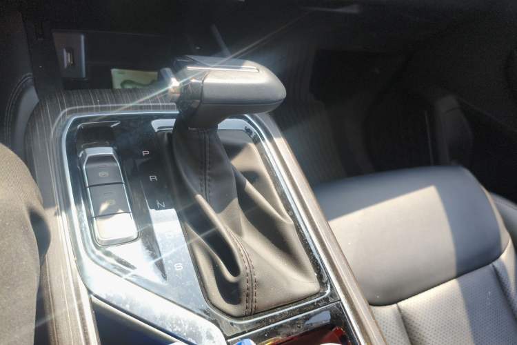 Used Wuling Jiachen 2022 1.5T CVT Smart Luxury Version
