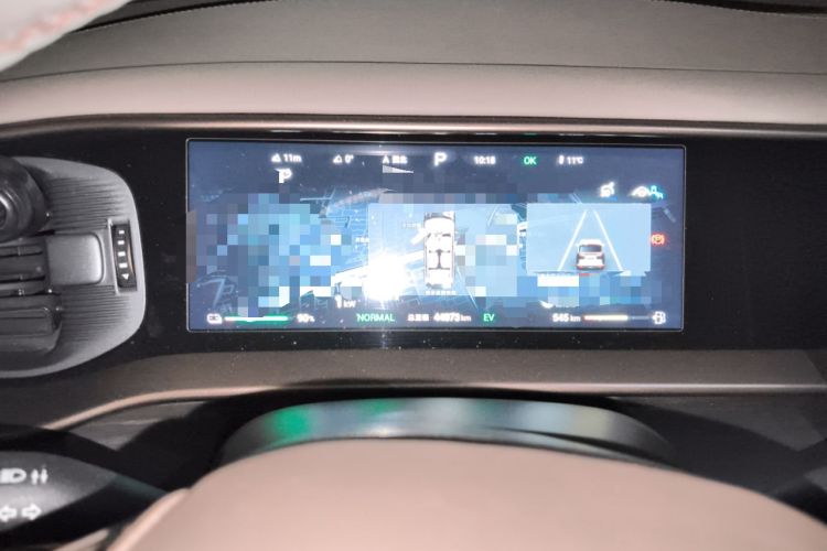 Used Denza D9 2022 DM-i 970 Four-Wheel Drive Prestige Model
