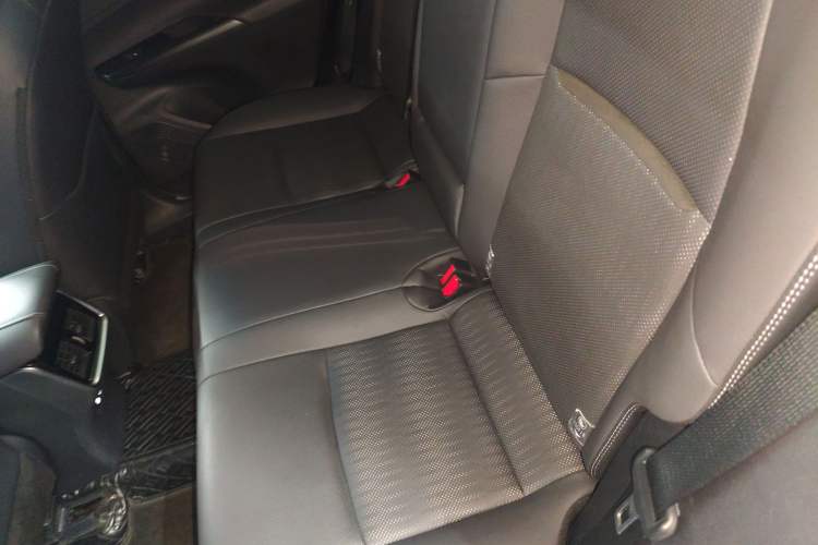 Used Toyota Venza 2023 2.0L CVT Two-Wheel Drive Prestige Version