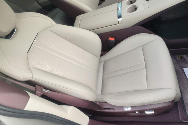 Used Xiaomi Auto YU7 2025 Ultra-Long Range Rear-Wheel Drive Version