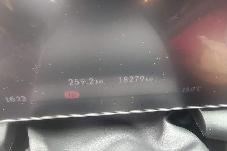 Used Mercedes-Benz GLC Coupe 2024 GLC 260 4MATIC Coupe SUV
