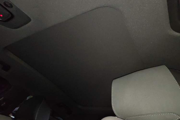 Used Audi Q5L Sportback 2022 40 TFSI Luxury Model Headliner