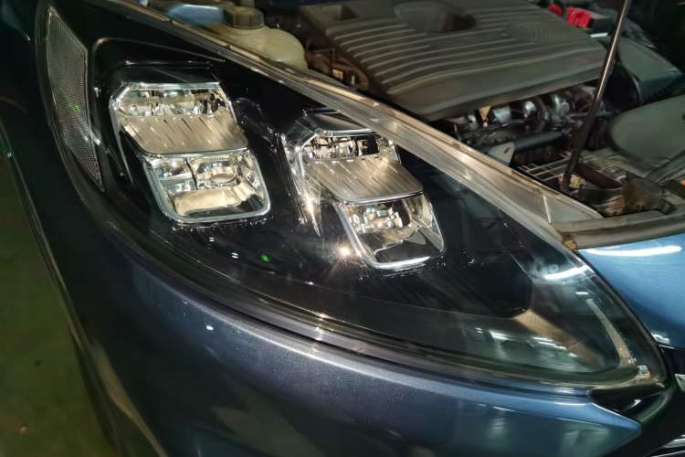 Used Ford Escape 2020 EcoBoost 245 Two-Wheel Drive Smart & Enjoyment Model
