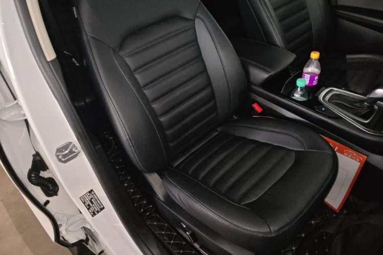 Used Ford Edge 2018 EcoBoost 245 Two-Wheel-Drive Titanium 7-Seater China VI Standard