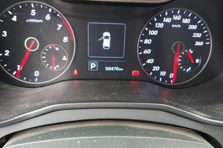 Used Hyundai Veloster 2015 1.6T Automatic Luxury Edition Odometer Close Up