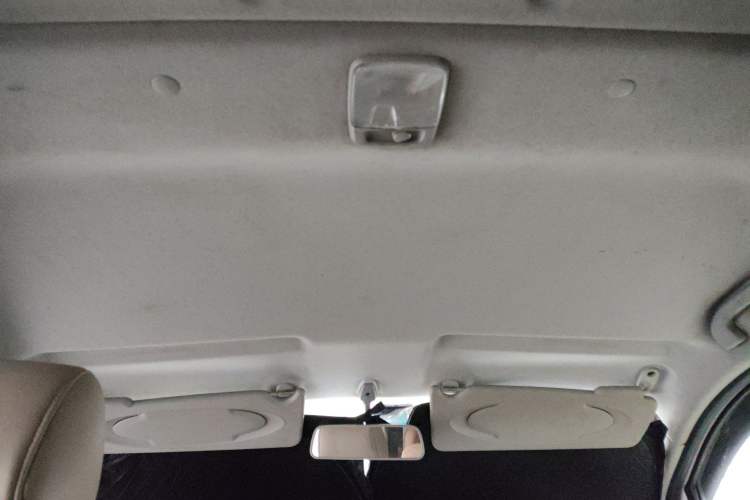 Used Nissan NV200 2013 1.6L Luxury Model China IV Standard Headliner