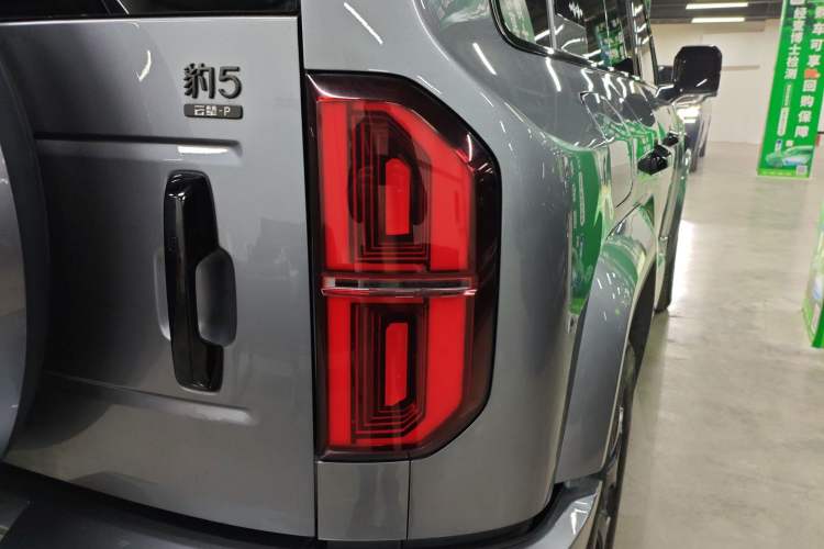 Used Formula Leopard 5 2025 Cloud Ride Laser-based Kunpeng Intelligent Driving Edition
