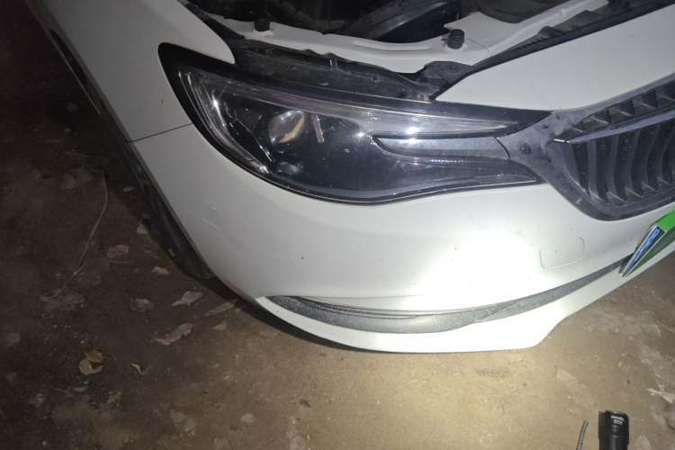 Used Buick GT 2019 18T Automatic Connected Elite Model China VI Standard Right Front Headlight