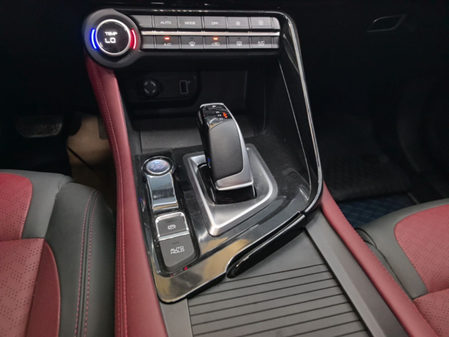 Dongfeng Aeolus AX7 2023 Mach Edition 1.5T DCT Champion Legend Version — снимка 16