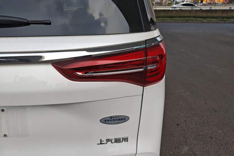 Used Buick GL8 2021 ES Landtrek 653T Comfort Edition