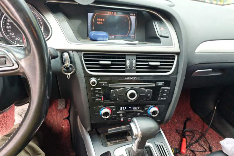 Used Audi A4L 2015 35 TFSI Automatic Standard Model
