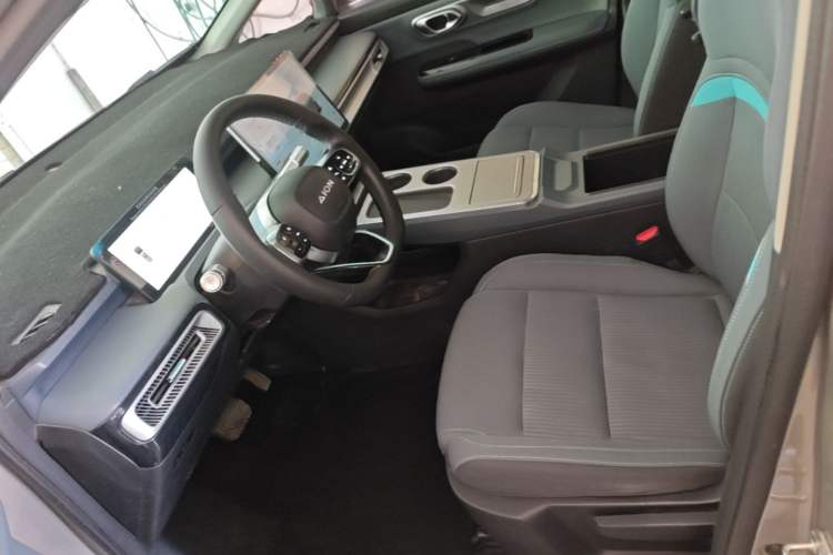 Used AION Y 2023 Plus 510 Enjoy Edition