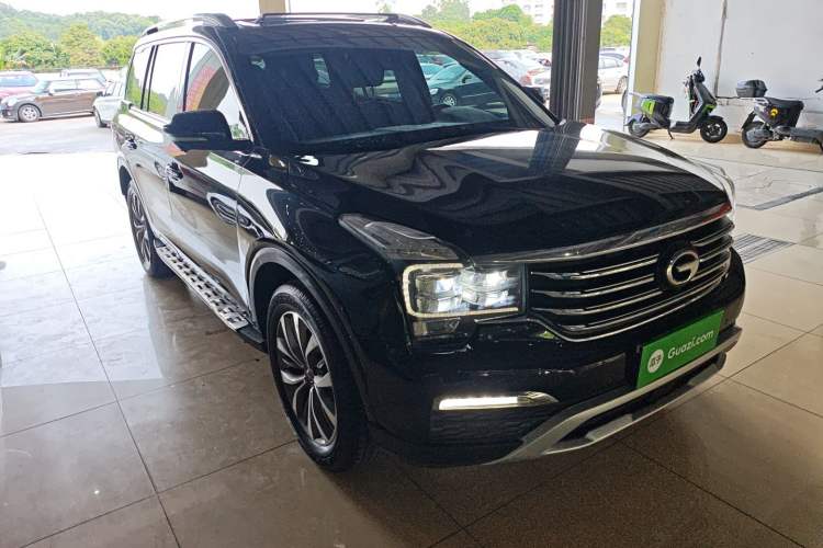 Used GAC Trumpchi GS8 2017 320T Two-Wheel Drive Luxury Smart Connectivity Version (7 Seats)