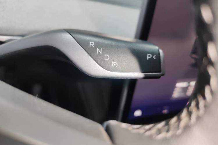 Used Tesla Model Y 2024 Rear-Wheel-Drive Version