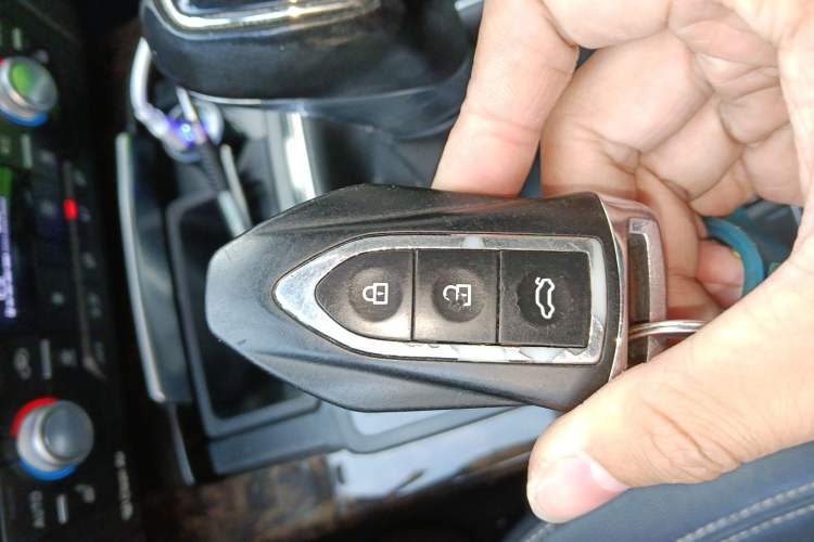 Used Zotye Z700 2018 Z700H 1.8T Manual Luxury Edition