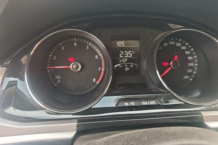 Used Volkswagen Bora 2016 1.6L Manual Comfort Model Instrument Cluster