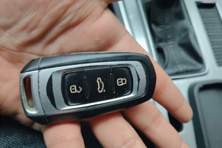 Used Geely Auto Vision X6 2016 1.3T CVT Luxury Model