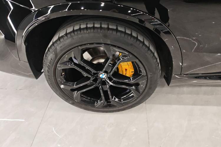 Used BMW X5 2022 xDrive 40Li Luxury Edition M Sport Package
