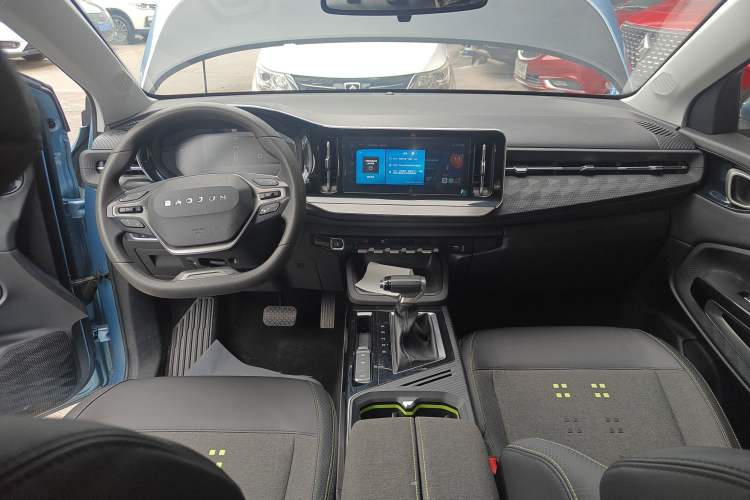 Used Baojun RM-5 2019 1.5T CVT Elite Version with 24-Hour Online Service 6 Seats
