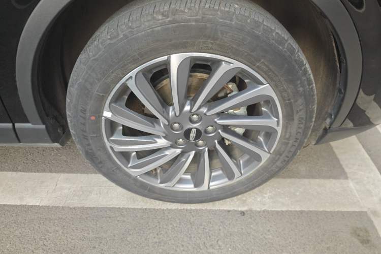 Used Lincoln Corsair 2023 2.0T Two-Wheel-Drive Luxury Edition