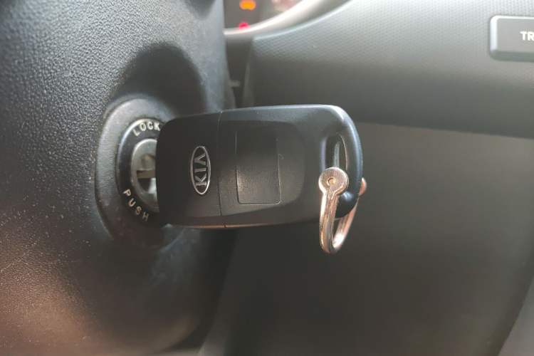 Used Kia Soul 2013 1.6L MT GL Vehicle Key