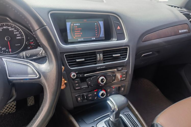 Used Audi Q5 2017 Plus 40 TFSI Ambition Model