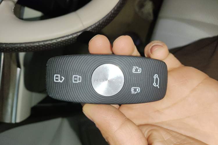 Used Roewe iMAX8 New Energy 2025 1.5T DMH Lu Zun Deluxe Edition
