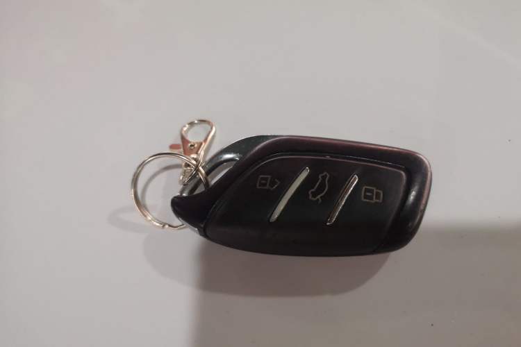 Used Roewe i5 2021 1.5L Manual Platinum Edition
