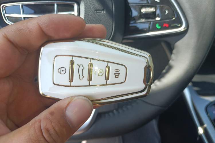 Used Geely Auto Emgrand 2023 4th Generation Champion Edition 1.5L CVT Prestige Model Vehicle Key