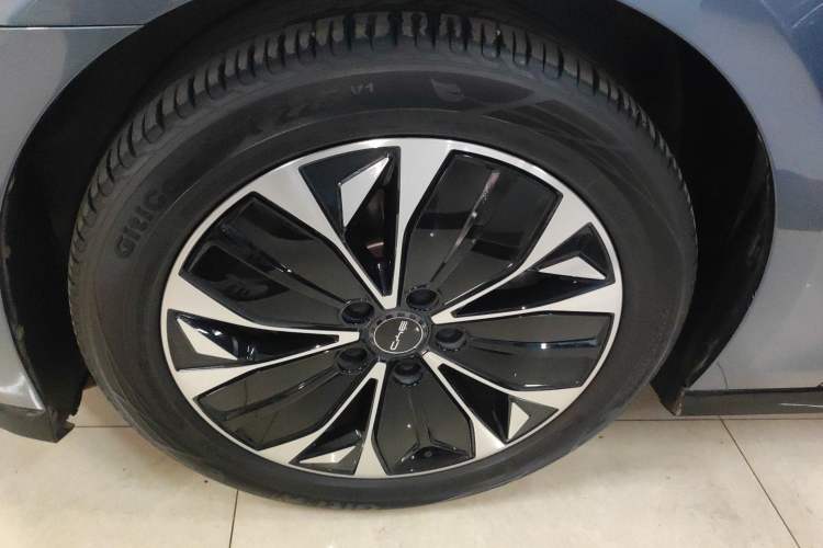 Used BYD Seal 2022 550 km Standard Range Rear-Wheel Drive Prestige Version
