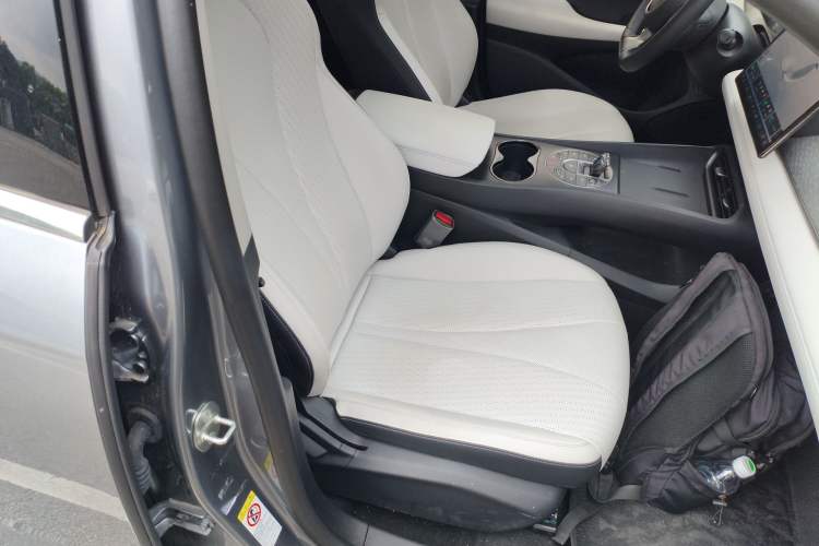 Used BYD Seal 05 DM-i 2025 DM-i Intelligent Drive 120KM Flagship Model Right Front Seat