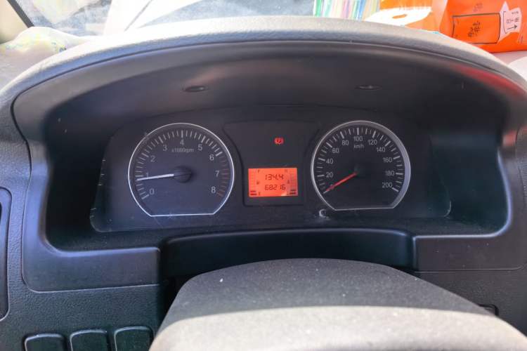 Used FORTHING Lingzhi 2016 V3 1.5L 7-Seater Standard Model China V Emission Standard Instrument Cluster