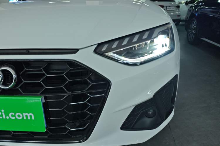 Used Audi A4L 2023 40 TFSI Luxury Dynamic Model Left Front Headlight